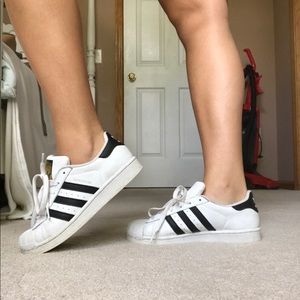 Adidas women original superstar w/shell toe size 7